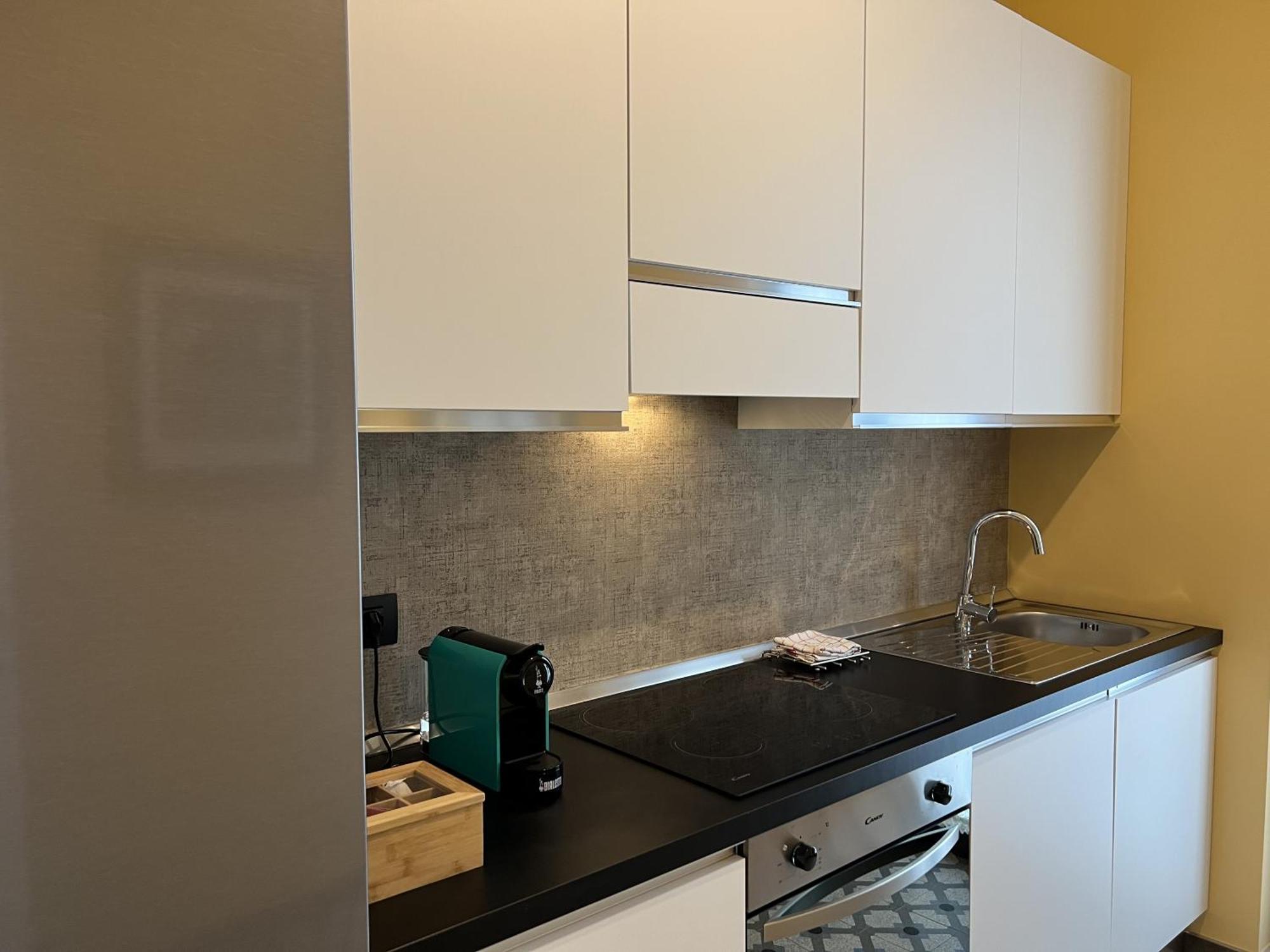 Palazzo Zippitelli Apartments Bari Habitación foto
